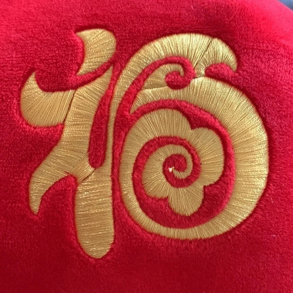 Omaky Red Pig plush toy - Picture 3 of 5